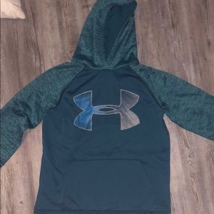 Under Armor sweatshirt (dri-fit)